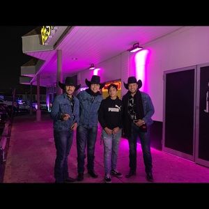 Meet your Posher, Araceli